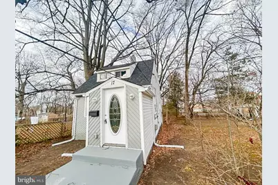 17 W Buckingham Avenue, Mount Ephraim, NJ 08059 - Photo 2