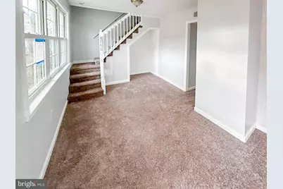 17 W Buckingham Avenue, Mount Ephraim, NJ 08059 - Photo 4