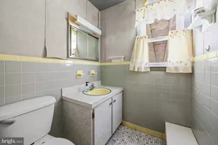 249 Girard Ave, Waterford Township, NJ 08004 - Photo 8