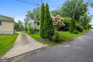 249 Girard Ave, Waterford Township, NJ 08004 - Photo 2