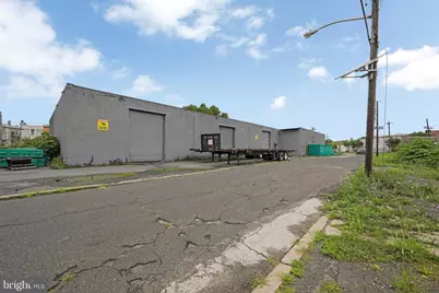 1057 Empire Avenue, Camden, NJ 08103 - Photo 12