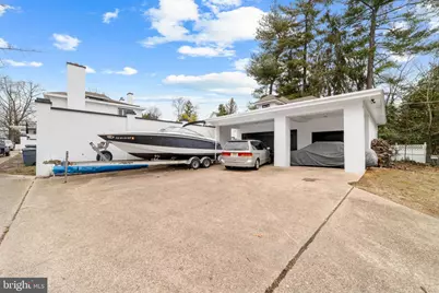 320 W Maple Avenue, Merchantville, NJ 08109 - Photo 4