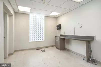 526 Cooper Street, Camden, NJ 08102 - Photo 10