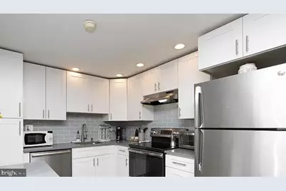 1802 Greenwood Drive, Lindenwold, NJ 08021 - Photo 2