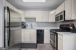 225 Playa Del Sol Condominium, Cherry Hill, NJ 08002 - Photo 8