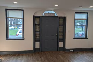 2909 Yorkship Rd, Camden, NJ 08104 - Photo 4