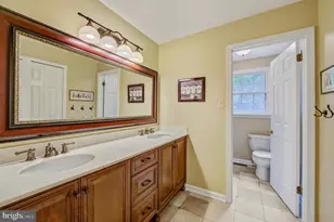 19 Red Oak Dr, Voorhees, NJ 08043 - Photo 52