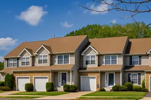 12 Wayne Ct, Gloucester Township, NJ 08012 - Photo 2