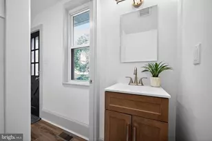 334 Rosalind Ave, Gloucester City, NJ 08030 - Photo 10