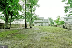 77 Rosalind Cir, Sicklerville, NJ 08081 - Photo 16