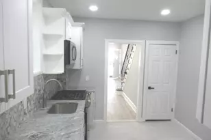 724 Spruce St, Camden, NJ 08103 - Photo 6