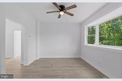 16 W Greenwood Avenue, Oaklyn, NJ 08107 - Photo 4