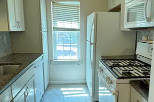 1701 Aberdeen Ln, Gloucester Township, NJ 08012 - Photo 8