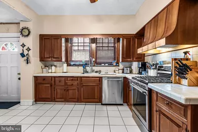 233 E Kings Highway, Audubon, NJ 08106 - Photo 22