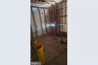 764 Mount Vernon Street, Camden, NJ 08103 - Photo 8