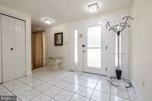 39 Chippenham Dr, Voorhees, NJ 08043 - Photo 4