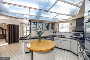 39 Chippenham Dr, Voorhees, NJ 08043 - Photo 16