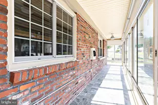 325 Albany Ave, Barrington, NJ 08007 - Photo 8