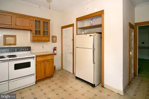 542 Williamstown Rd, Sicklerville, NJ 08081 - Photo 8