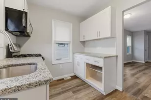 206 W 5th Ave W, Runnemede, NJ 08078 - Photo 6