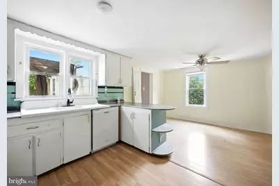 423 Binker Avenue, Berlin, NJ 08009 - Photo 8