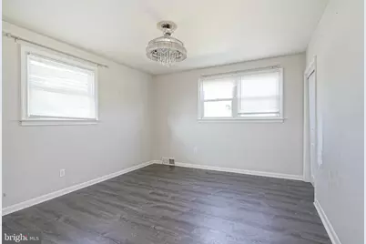 512 E Church Street, Gloucester Township, NJ 08012 - Photo 6