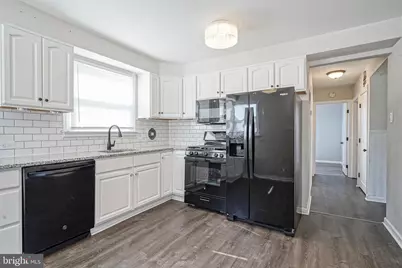 512 E Church Street, Gloucester Township, NJ 08012 - Photo 4