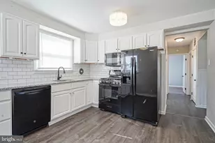 512 E Church St, Gloucester Township, NJ 08012 - Photo 4