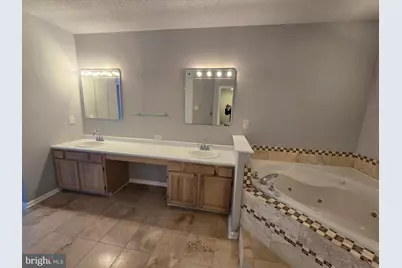 6163 Main Street, Voorhees, NJ 08043 - Photo 34