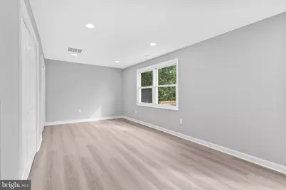 605 E Evesham Road, Voorhees, NJ 08043 - Photo 18