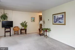 209 Haddonfield Cmns, Haddonfield, NJ 08033 - Photo 4