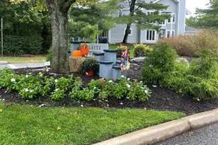 701 Sunshine Lakes, Voorhees, NJ 08043 - Photo 2