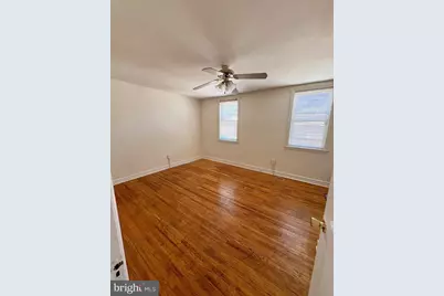 1072 S Merrimac Road, Camden, NJ 08104 - Photo 12