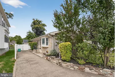 219 E Madison Avenue, Collingswood, NJ 08108 - Photo 2