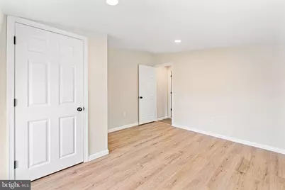 323 Morris Street, Gloucester City, NJ 08030 - Photo 14