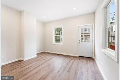 323 Morris Street, Gloucester City, NJ 08030 - Photo 2