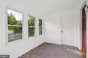 344 Raritan Ave, Waterford Township, NJ 08004 - Photo 4