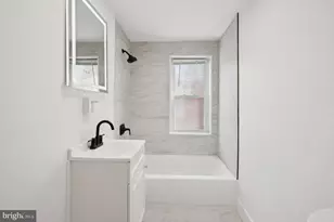 718 Spruce St, Camden, NJ 08103 - Photo 10