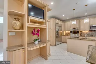 2 Collage Ct, Cherry Hill, NJ 08003 - Photo 16