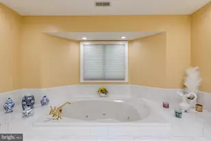 2 Collage Ct, Cherry Hill, NJ 08003 - Photo 44