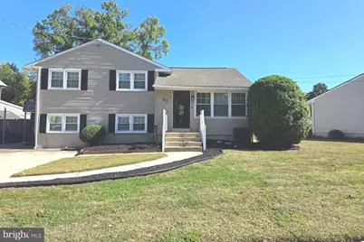 27 Goldy Drive, Gloucester City, NJ 08030 - Photo 1