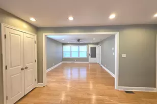 27 Goldy Dr, Gloucester City, NJ 08030 - Photo 4