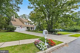 4 Berkshire Dr, Voorhees, NJ 08043 - Photo 4