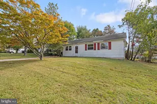 27 Girard Ave, Sicklerville, NJ 08081 - Photo 14