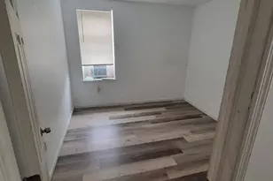 1050 S 4th St, Camden, NJ 08104 - Photo 16