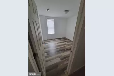 1050 S 4th St, Camden, NJ 08104 - Photo 18