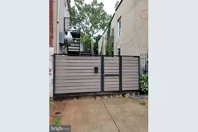 1050 S 4th St, Camden, NJ 08104 - Photo 20