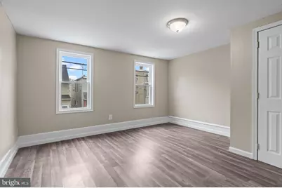 327 Mercer Street, Gloucester City, NJ 08030 - Photo 10