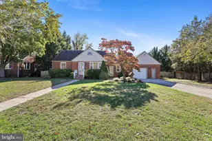 24 Deer Pond Blvd, Waterford Township, NJ 08004 - Photo 4