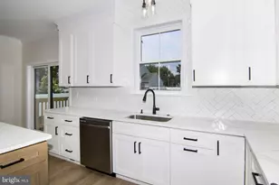 903 Mercer St, Cherry Hill, NJ 08002 - Photo 14